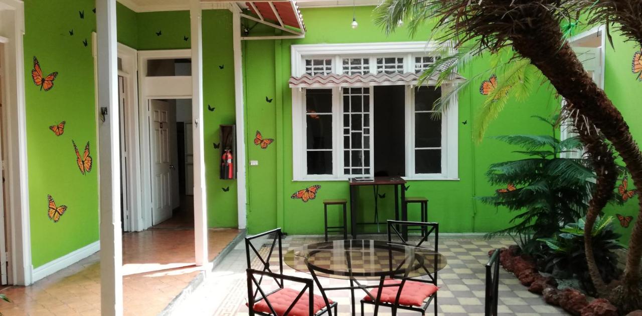 Casa Mayela Guest House San Jose  Ngoại thất bức ảnh
