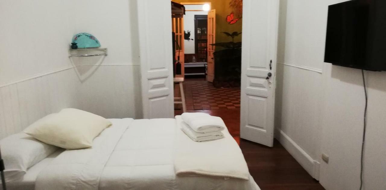Casa Mayela Guest House San Jose  Ngoại thất bức ảnh